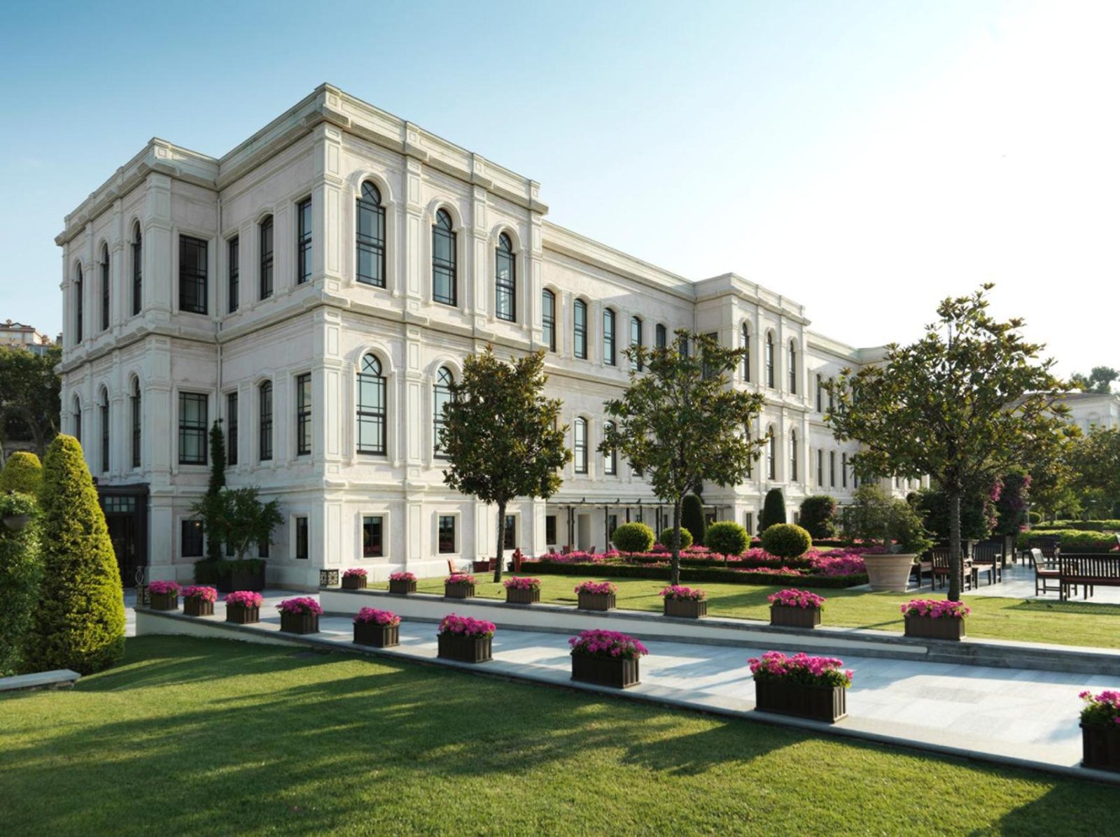 Four Seasons Hotel Istanbul at the Bosphorus — photo 2
