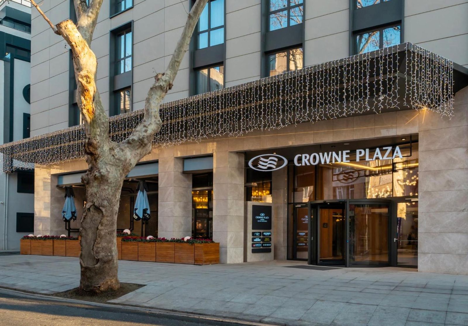 Crowne Plaza Istanbul - Ortakoy Bosphorus by IHG — photo 2