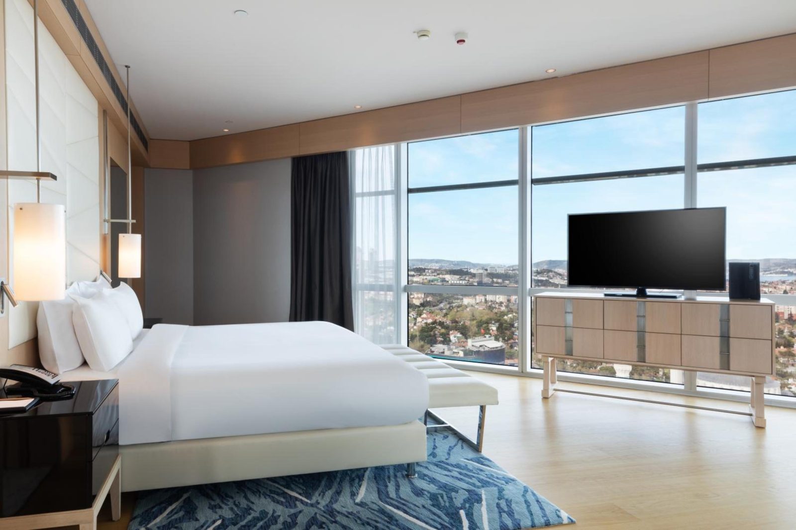 Wyndham Grand Istanbul Levent Hotel & Conference Center — photo 3