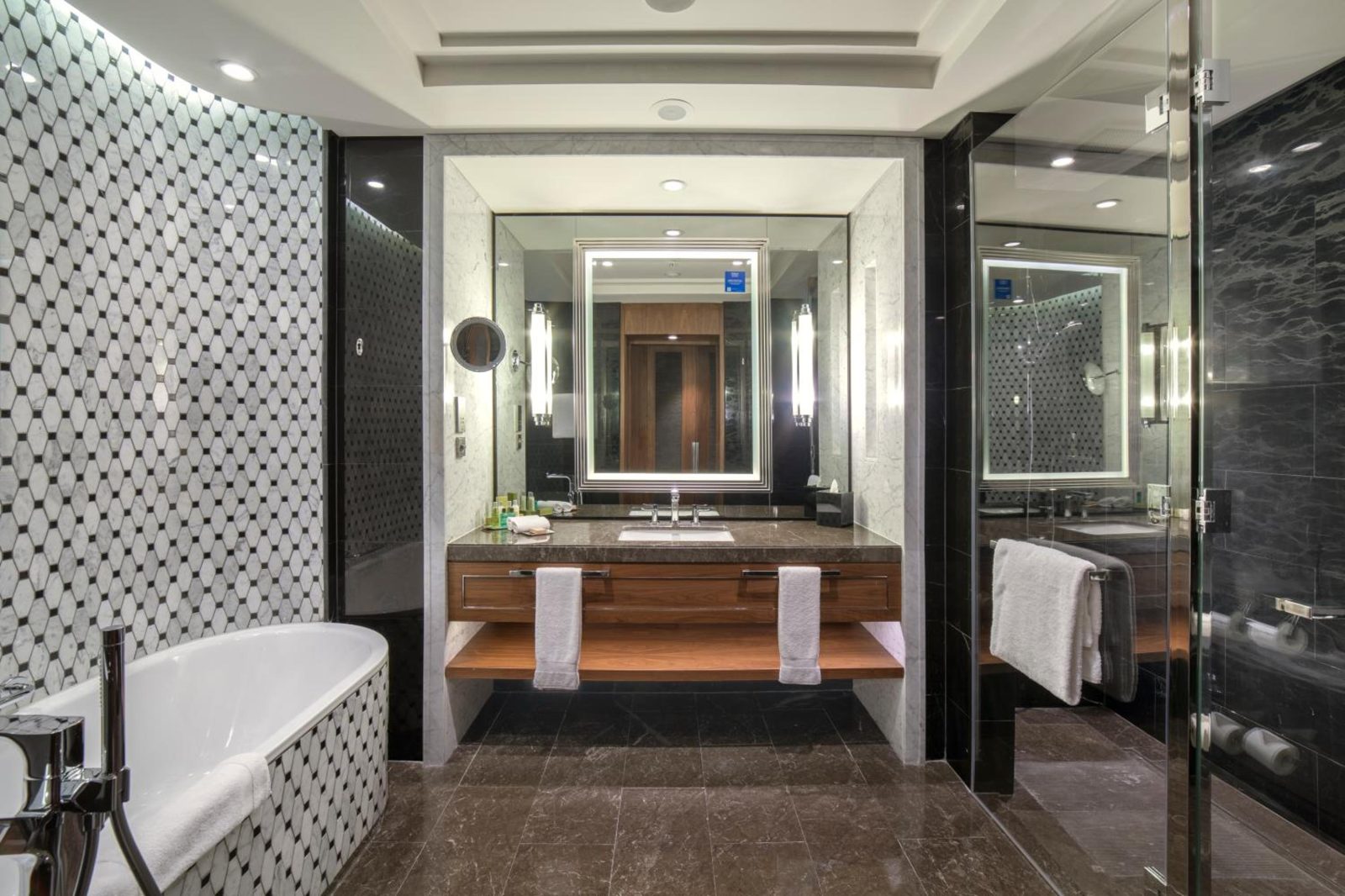 Hilton Istanbul Bomonti — photo 6