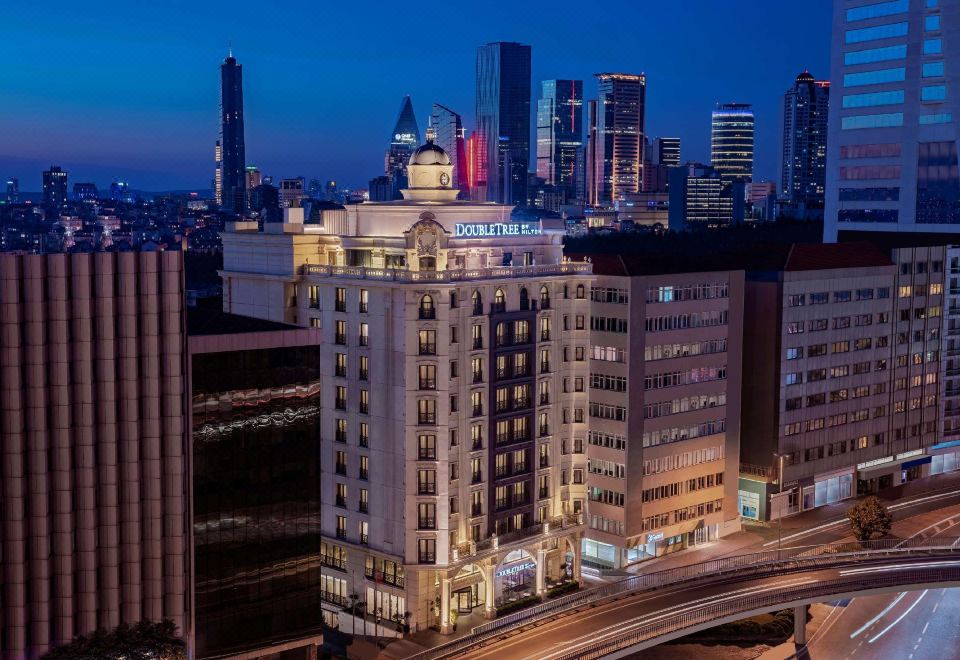 DoubleTree by Hilton Istanbul Gayrettepe